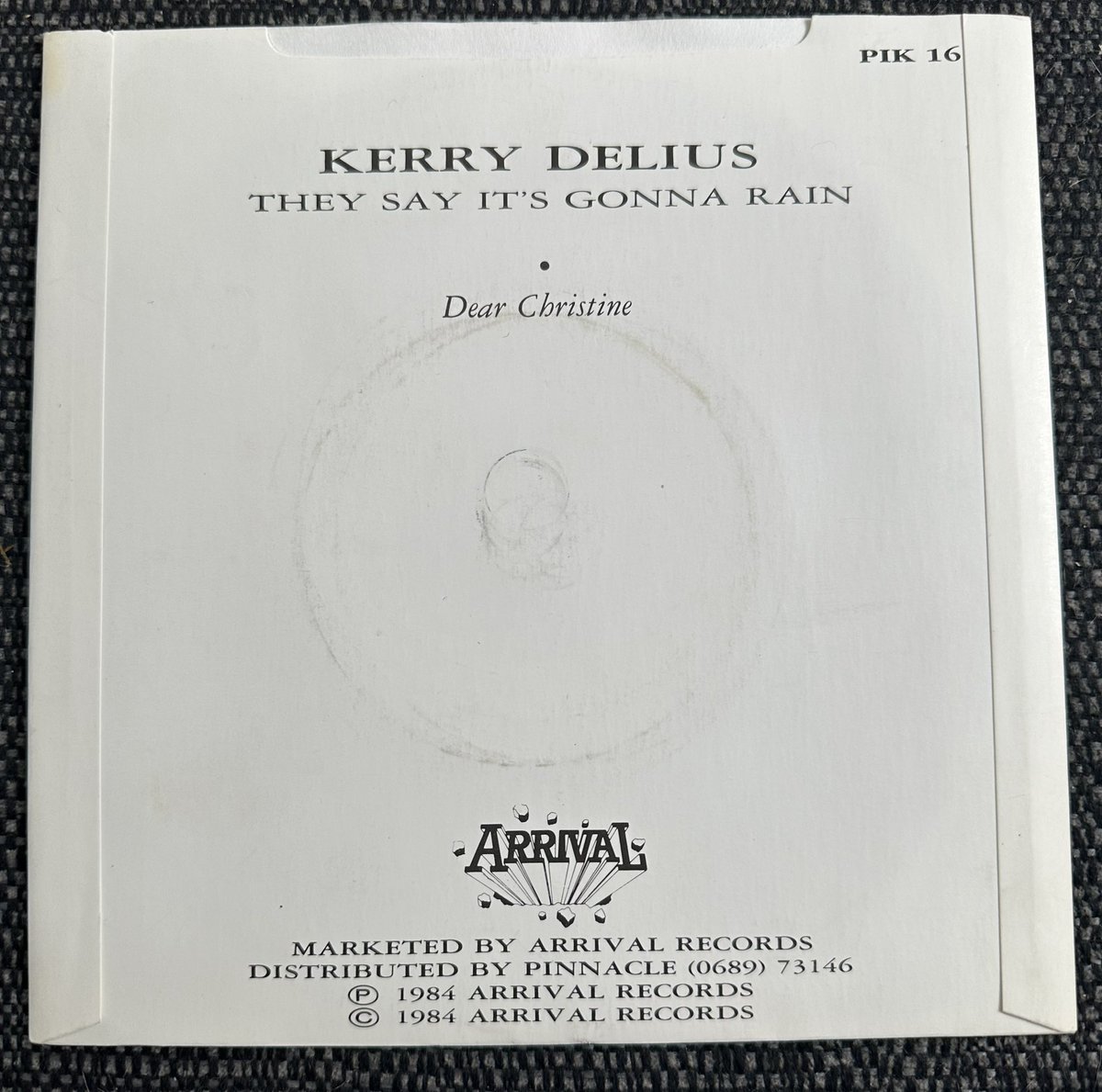 Poplifer73's tweet image. Sunday Morning Soundtrack.
Kerry Delius “They Say It’s Gonna Rain” 7” single 1984 Arrival Records. I took a chance on this assuming it could be the same song recorded by Hazell Dean released in 1985 and it is! I had no idea it existed previously. #VinylFind