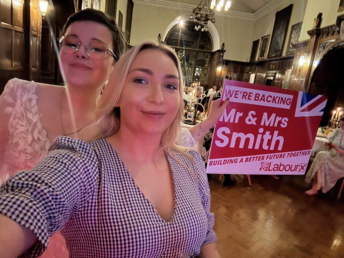 lisagillmore's tweet image. If Labour party conference was a wedding. Gorgeous day @JessicaRaspin and @TerenceSmith14🌹x