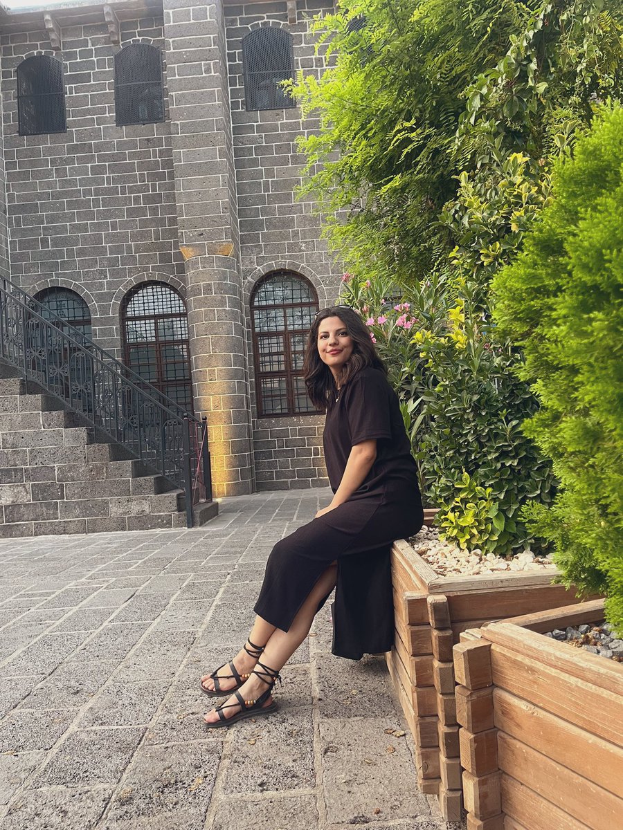 aysss_11's tweet photo. #diyarbakır #suriçi 🌸🤎🙏 https://t.co/o7SYYn1WqL