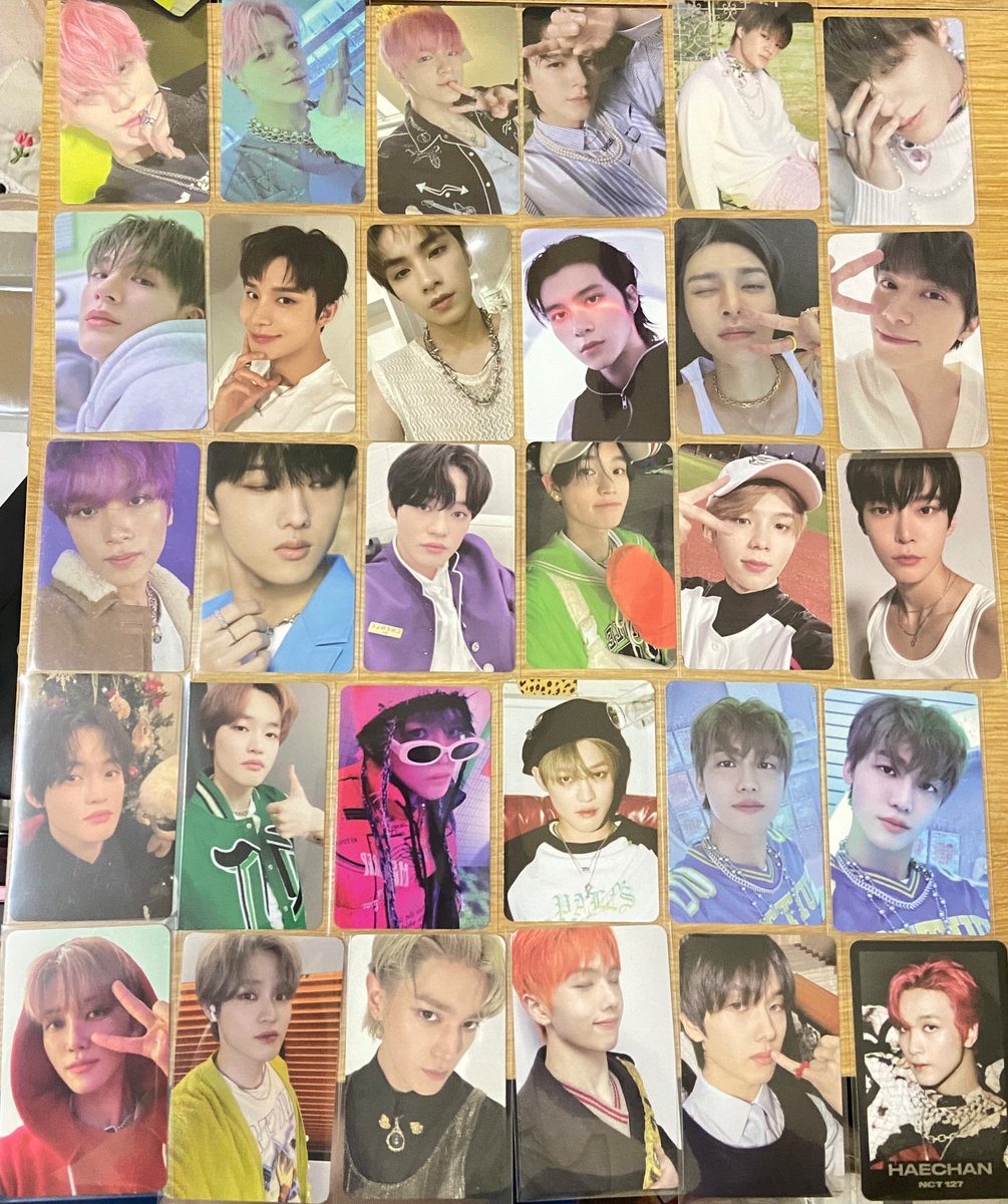 Arsdayyy's tweet photo. @hyucckren_ Takeall 300k only kak get 30pcs inc all dom bandung https://t.co/FtjGAj8KtM