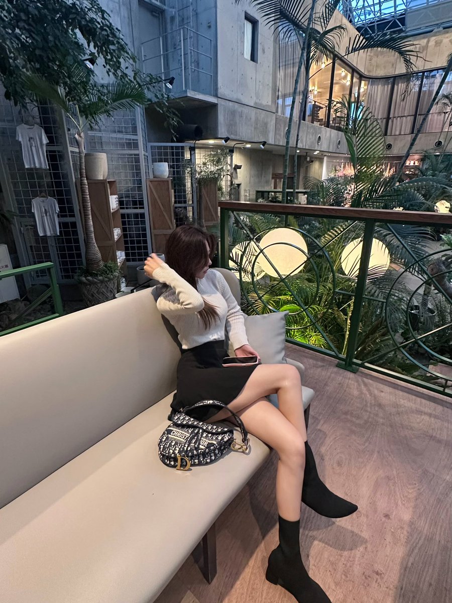 chiz0j's tweet image. ふくらはぎボトックスでここまで真っ直ぐになれるよん❕
私は100単位👶🏻🫶🏻
#ふくらはぎボトックス #ボトックス
#ワンホン #中華美人