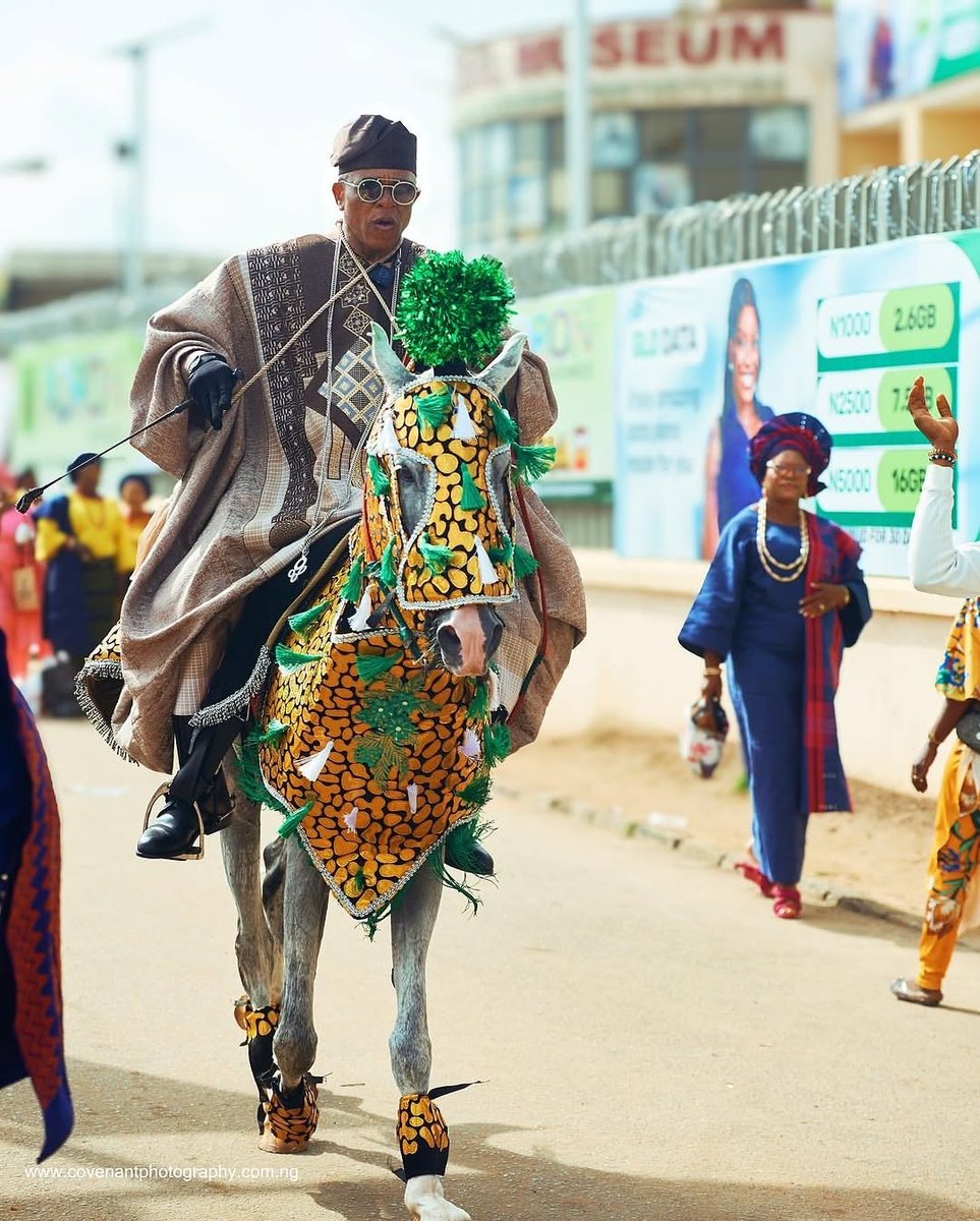 theigtweettv's tweet photo. What's an Ojude Oba without Farouq Oreagba serving steeze and elegance? 🔥👑 https://t.co/ohKUWjtCOU
