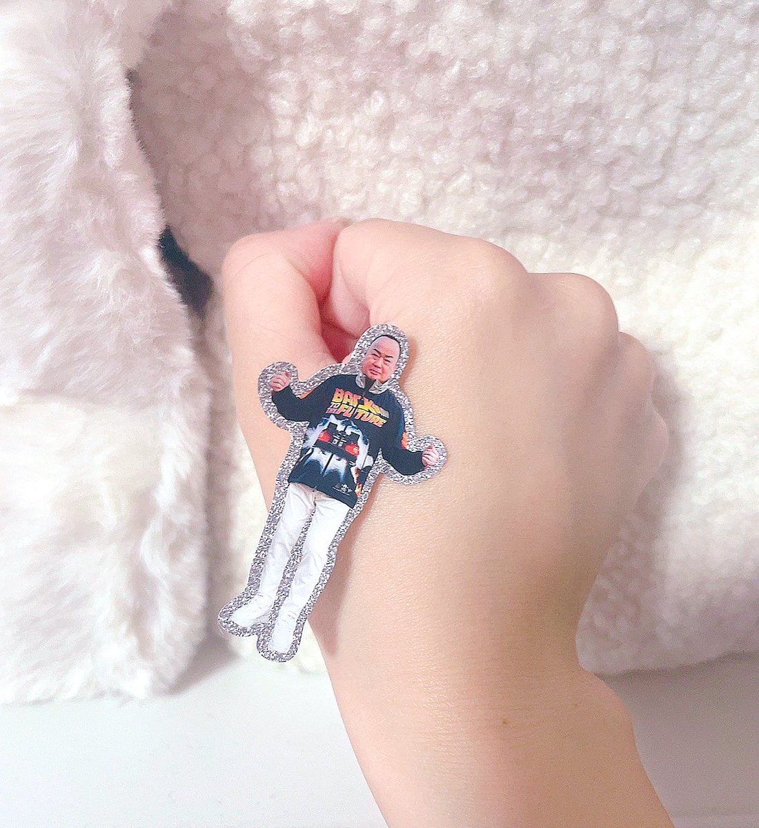 部屋の大掃除してたらどこからか
細川たかしがくっついてたwwwww

どこからきたんだwww
しかも一枚だけ笑