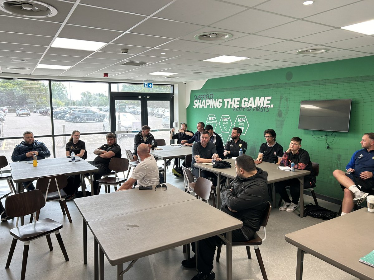 Sheffield FA ⚽️ (@shcfa) on Twitter photo Great insight from our coach developers this morning <a href="/S1goalkeeping/">Scott Loach</a> took a group of coaching through a ‘Developing young goalkeepers’ workshop Great insight from our coach developers this morning <a href="/S1goalkeeping/">Scott Loach</a> took a group of coaching through a ‘Developing young goalkeepers’ workshop