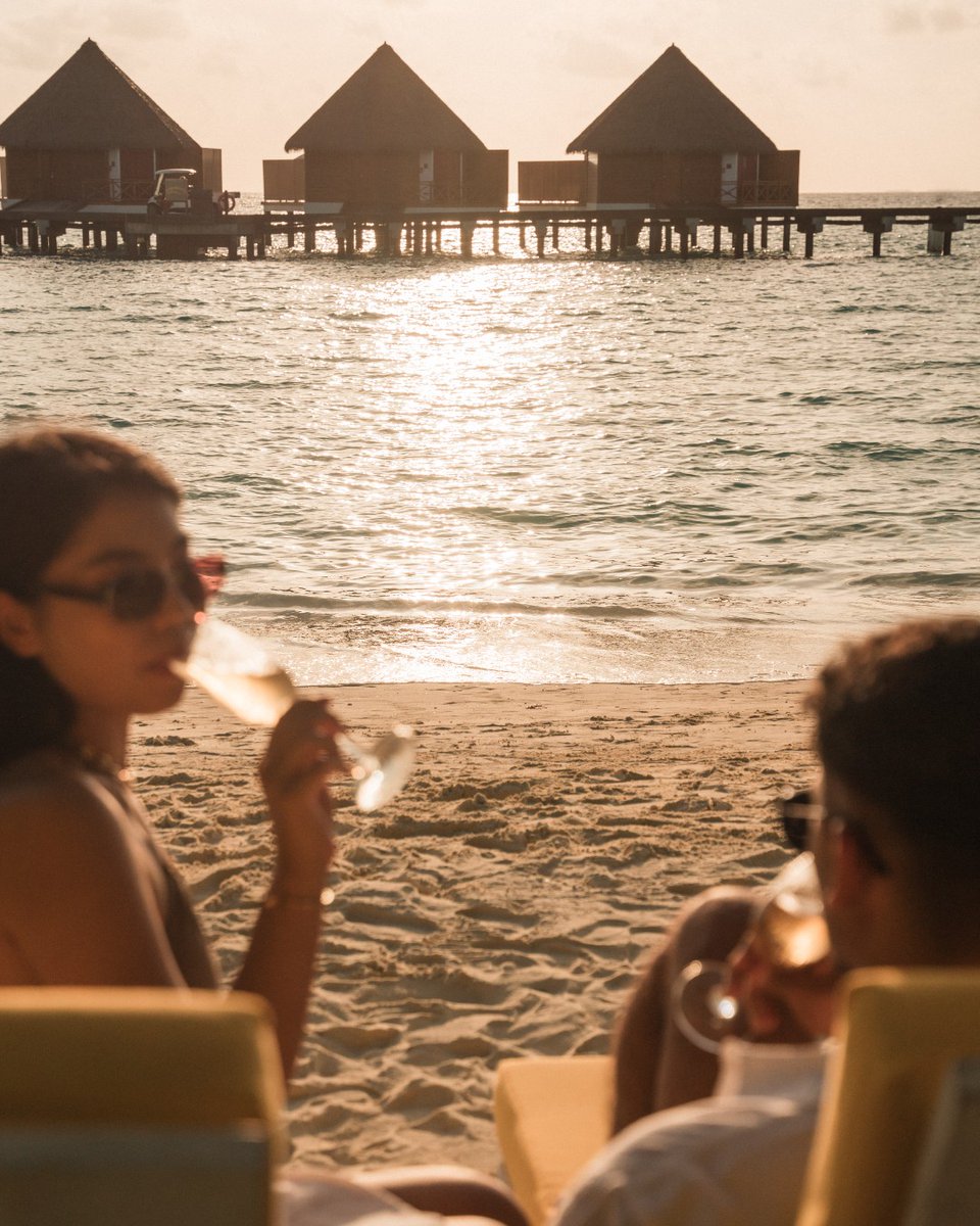 Cheers to forever Maldives moments. 🥂 

📷📍:  @mercure_maldives

#CelebrateInMaldives #VisitMaldives