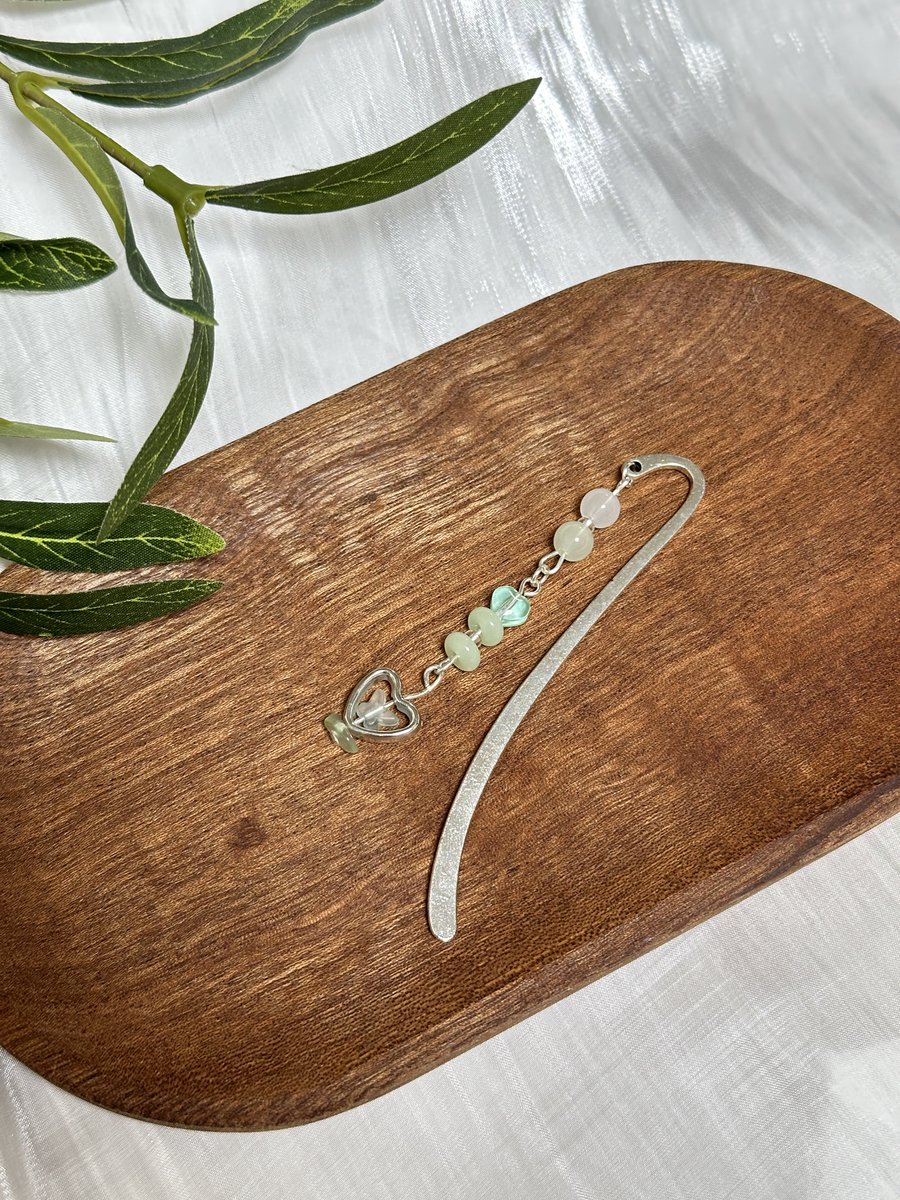 끈갈피 3개 이상 구매하시면 같이 나가는 책갈피입니다😍💛