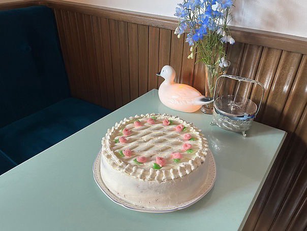 選挙割お店紹介
『喫茶閃光』 <a href="/senkou_kissa/">喫茶閃光</a>
西荻南の喫茶店です。お飲み物や手作りのケーキなどご提供します。主に木金土曜日の夜に営業しています。詳しくはSNSをご確認お願いいたします。
📍 西荻南3-18-3 2階
🟢選挙割
オリジナルステッカープレゼント
🔵期間(都議選)
 6/14〜6/28
#選挙割すぎなみ