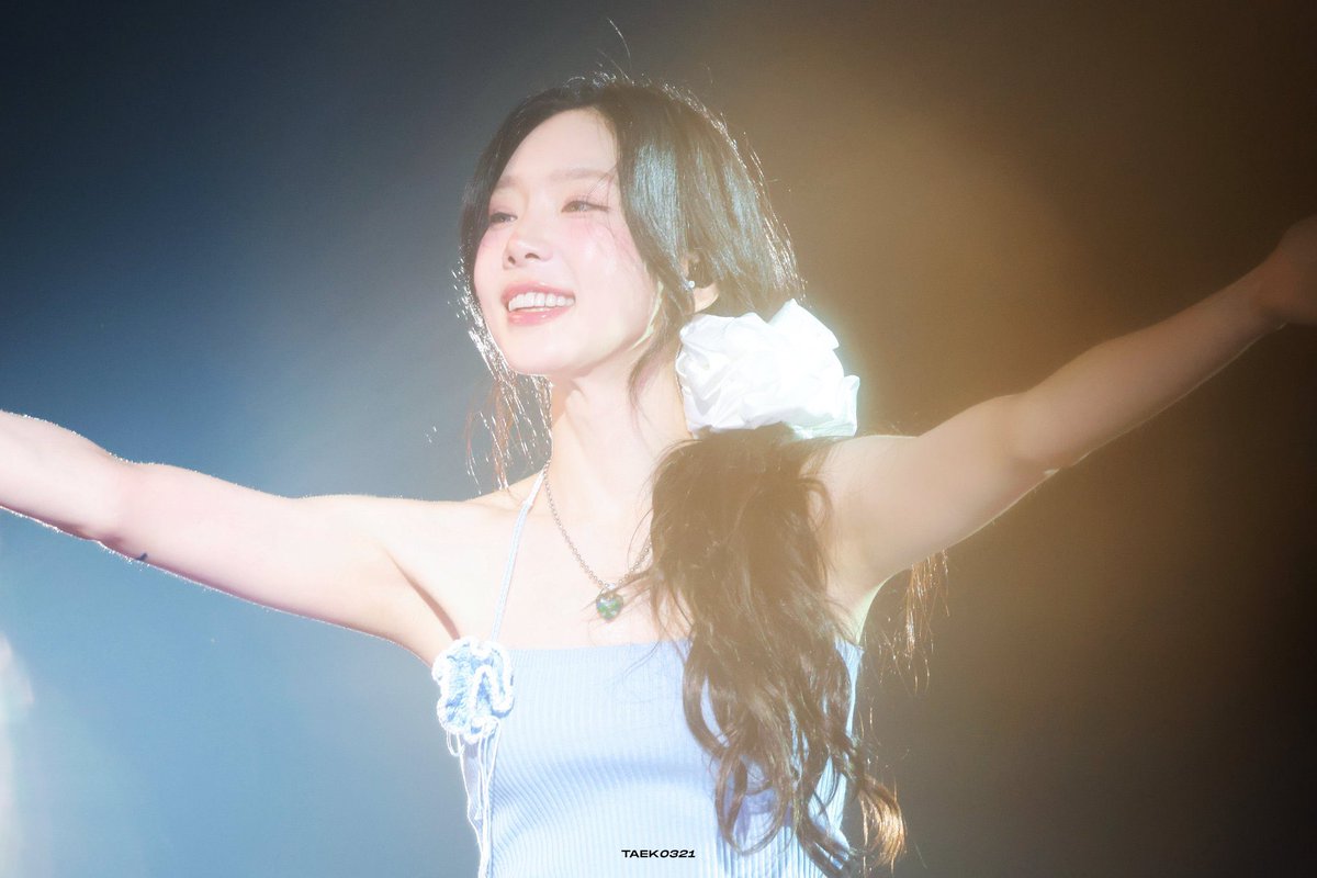 taeyeonfile's tweet photo. ･ ｡
   🤍∴｡　*
　･ﾟ*｡🪽･
　　･ *ﾟ｡　　 
　 ･ ﾟ*｡･ﾟ🌀｡
　　　🪽･｡°*. ﾟ🩵
   　　ﾟ｡·*･｡🤍 ﾟ*ﾟ･｡ * ｡
　　　ﾟ *.｡🦋｡🪽　･ﾟ･｡ 
　　* 🌀 🤍｡･ﾟ*.｡   ｡ *  🩵 ﾟﾟ*･｡
       *    🩵*  🌀　 *🪽 ﾟ*･｡ﾟ*🦋･｡ﾟ*･｡ https://t.co/jtrJwjDDSb