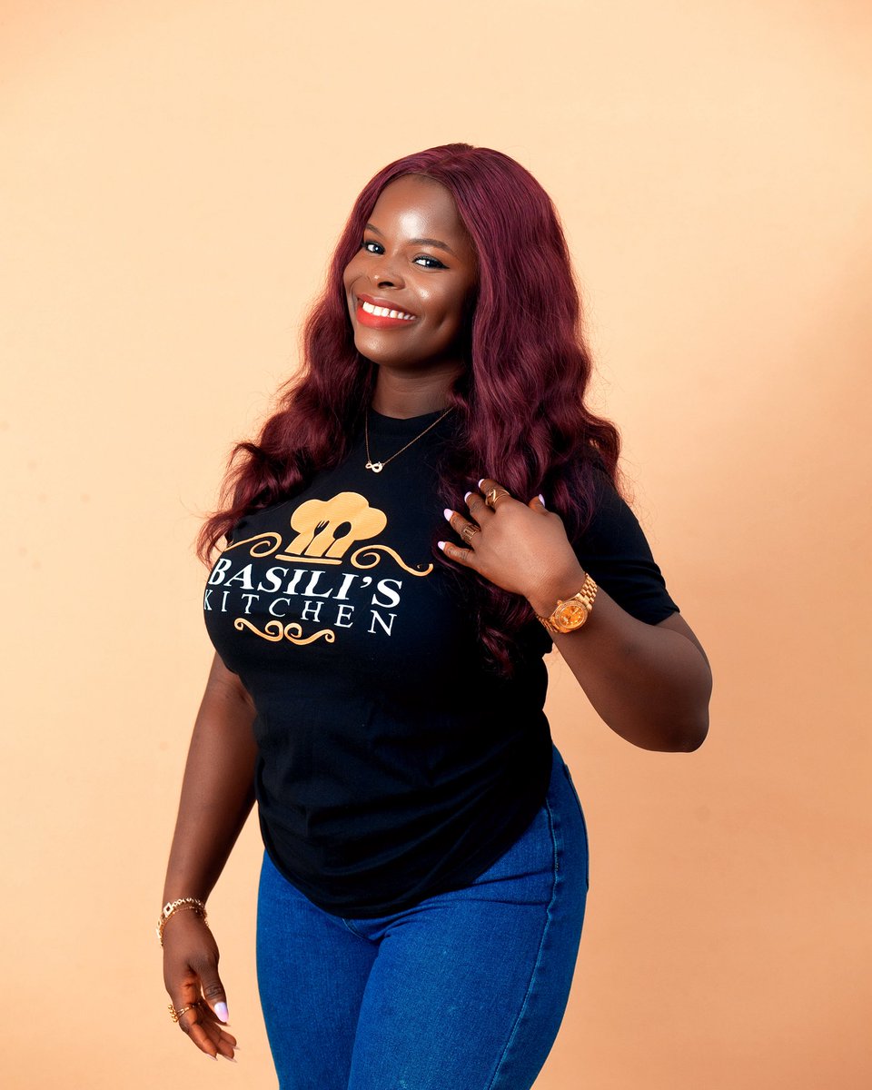 BasiliKitChen's tweet photo. Hello everyone it’s my birthday🥳🥹🎂🥰❤️❤️ Thank you Lord for keeping things running for me🤲✨ 

#HappyBirthday #June8 https://t.co/2pg2kA4Y0p