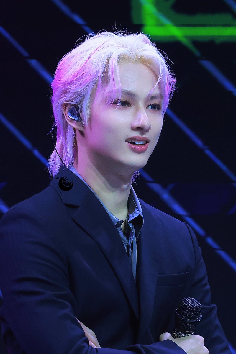 💜
#文俊辉 #文俊辉jun #seventeen_jun #seventeenjun #seventeenjunhui #준 #문준휘 #ジュン