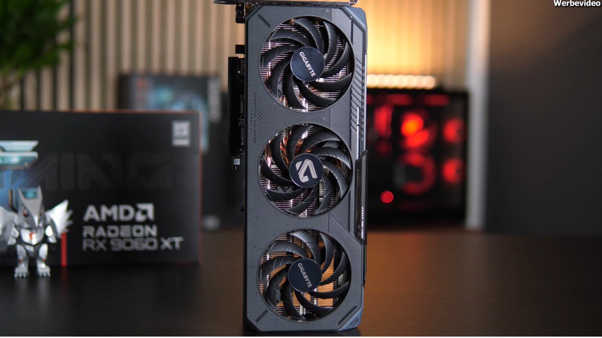 Bei @ DasMonty : AMD Radeon RX 9060 XT 16GB im Test als GIGABYTE Gaming OC 16G | 16GB VRAM-Monster mit 3,3GHz für FHD

VGA: GIGABYTE GV-R9060XT GAMIMG OC 16GD

📺 : youtu.be/_PXWEwKWBMI

#GIGABYTE #AORUS #AMD #RX9060XT