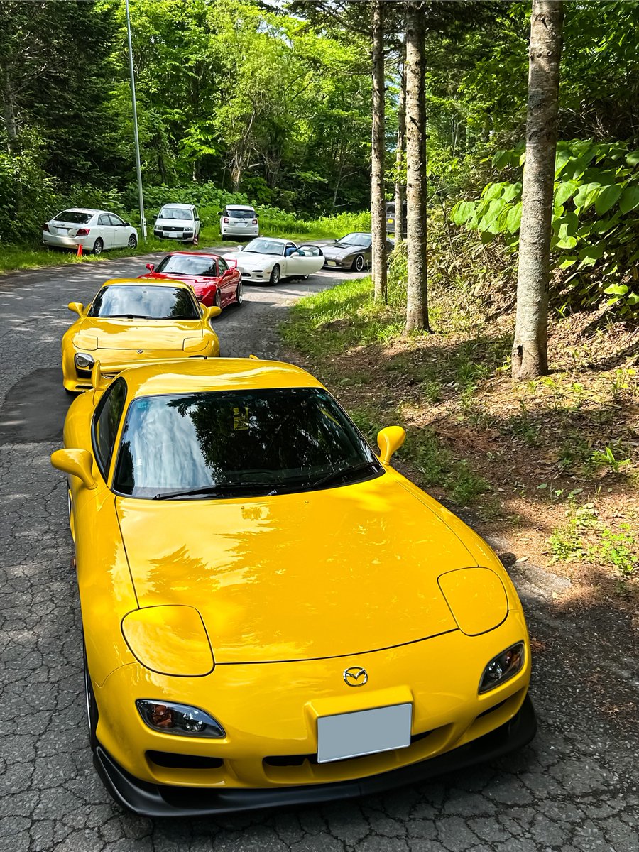 旭川カムイスキーリンクスのハチマル&amp;キューマルカーミーティングに参加してきました！
今年も多種多様な車がたくさん参加していて盛り上がってました！
会場内の写真撮るのも忘れるくらい楽しかったです笑