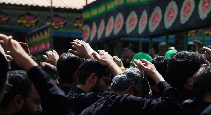 _ali_aeiny_786's tweet photo. Muharram, Majlis, Matam, Farsh-e-Aza, Azadari are free therapy for Shia Muslims 💌 https://t.co/jCNVk9u3Un