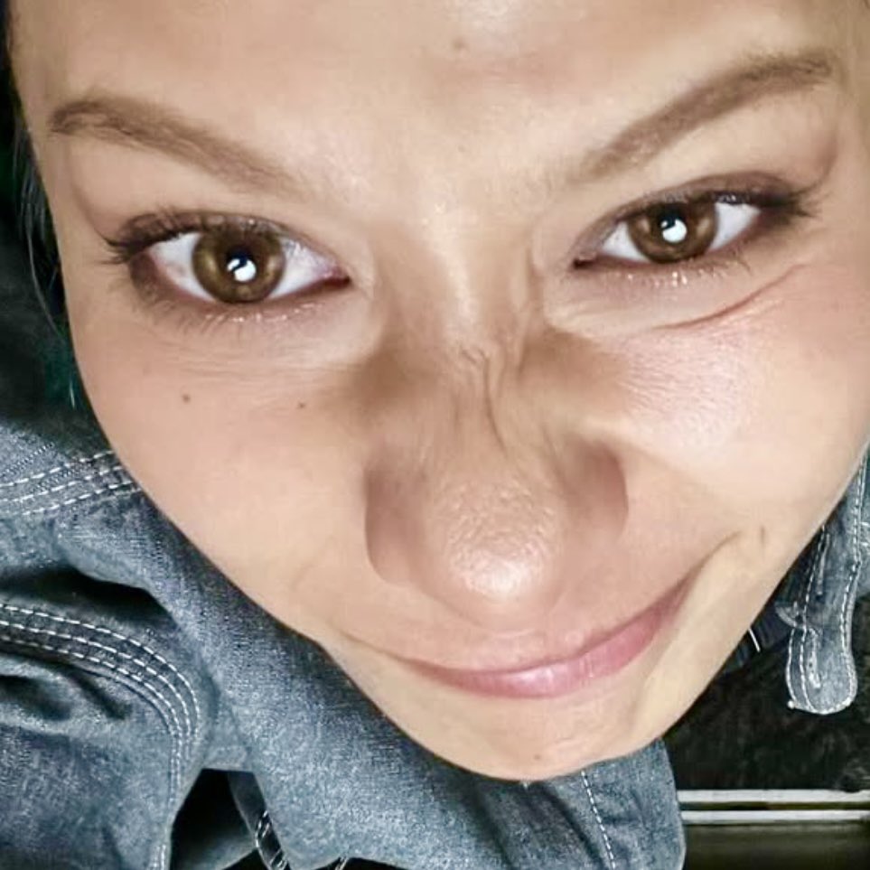 fragilegod's tweet image. 素人に毛が生えたぐらいのタレントはこれくらいがちょうど良い。
 #鼻フェチ
 #nosefetish
 #みしゅ