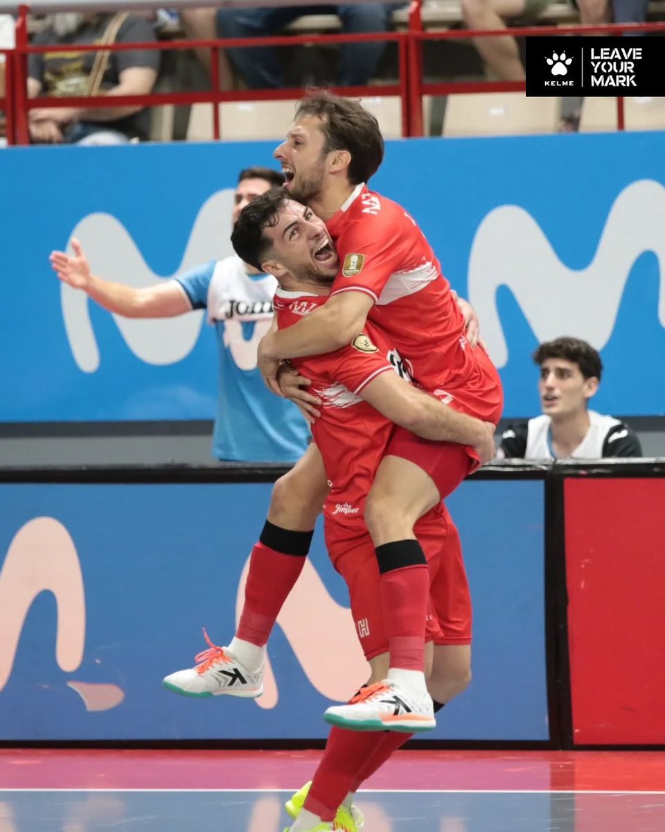 KELME España (@kelmesports) on Twitter photo 𝗣𝗟𝗔𝗬𝗢𝗙𝗙 | sᴇᴍɪs
Este equipo no deja de soñar, y tampoco de luchar. ¡Ahora más que nunca! 💪
<a href="/JimbeeCartagena/">Jimbee Cartagena Costa Cálida</a> ⚔️ ElPozo
🏟️ Palacio de los Deportes de Cartagena | 🕠 𝟮𝟬:𝟯𝟬
Vamos a llenar el Palacio de pasión y orgullo. ❤️🤍
#OrgullosoPatrocinador #JimbeeCartagena 𝗣𝗟𝗔𝗬𝗢𝗙𝗙 | sᴇᴍɪs
Este equipo no deja de soñar, y tampoco de luchar. ¡Ahora más que nunca! 💪
<a href="/JimbeeCartagena/">Jimbee Cartagena Costa Cálida</a> ⚔️ ElPozo
🏟️ Palacio de los Deportes de Cartagena | 🕠 𝟮𝟬:𝟯𝟬
Vamos a llenar el Palacio de pasión y orgullo. ❤️🤍
#OrgullosoPatrocinador #JimbeeCartagena
