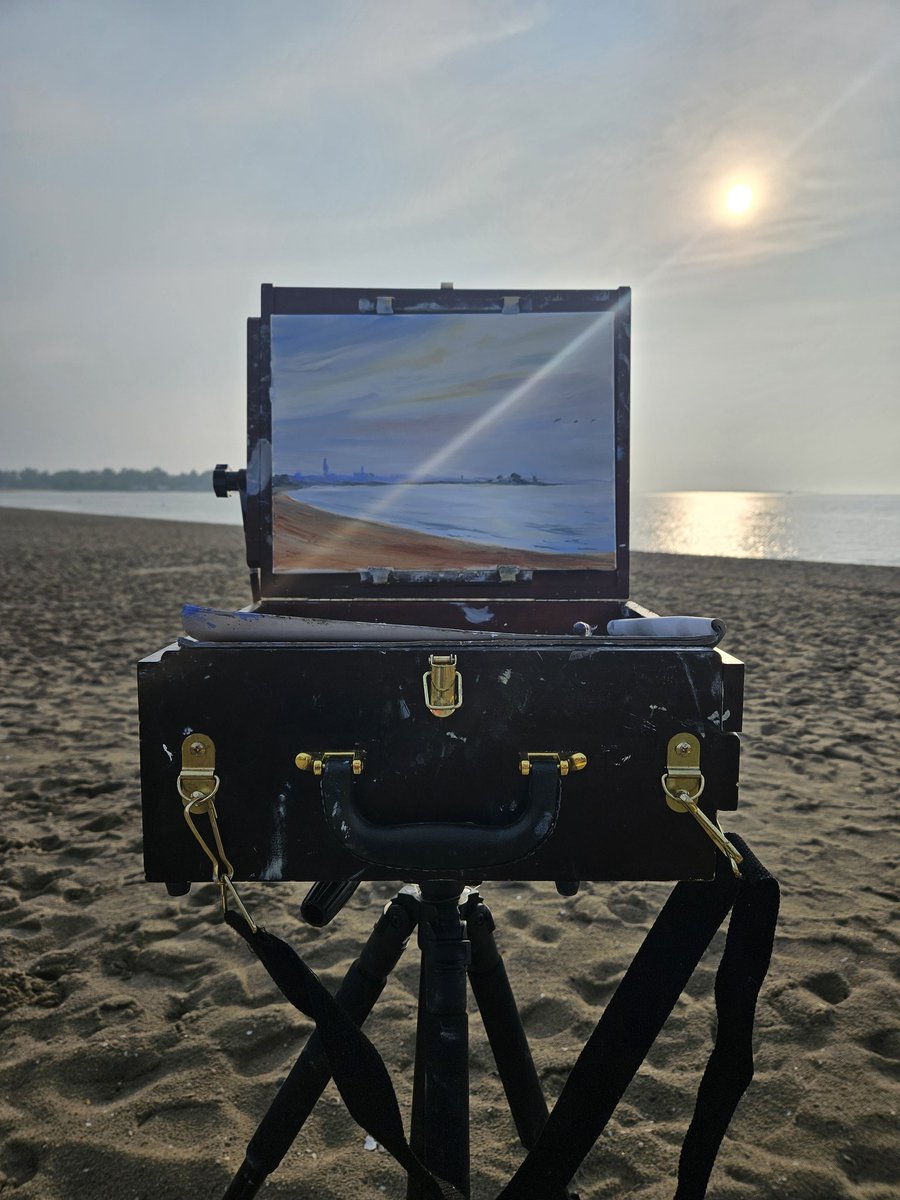 The morning report - early morning sunrise oil sketch contre jour from Penfield Beach, Fairfield, Connecticut