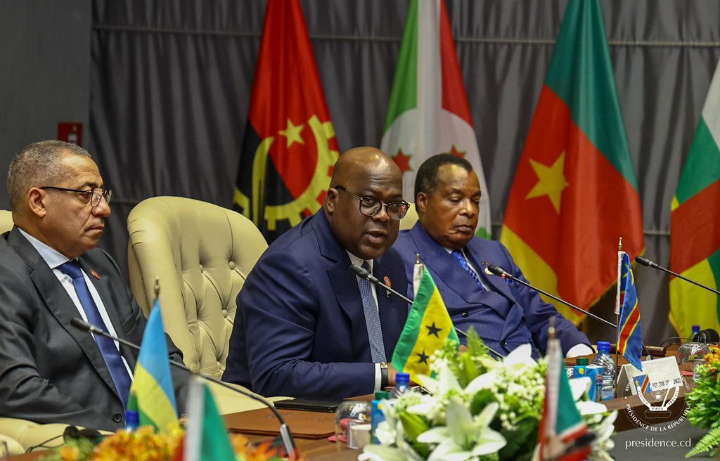 Je suis le Président de la RDC que cela plaise ou non. Aujourd’hui,j’ai participé à la 26ᵉ session ordinaire de la CEEAC en Guinée équatoriale,Avec mes homologues, nous avons pris des décisions importantes à mettre en œuvre,C’est une avancée majeure pour la diplomatie de la RDC.