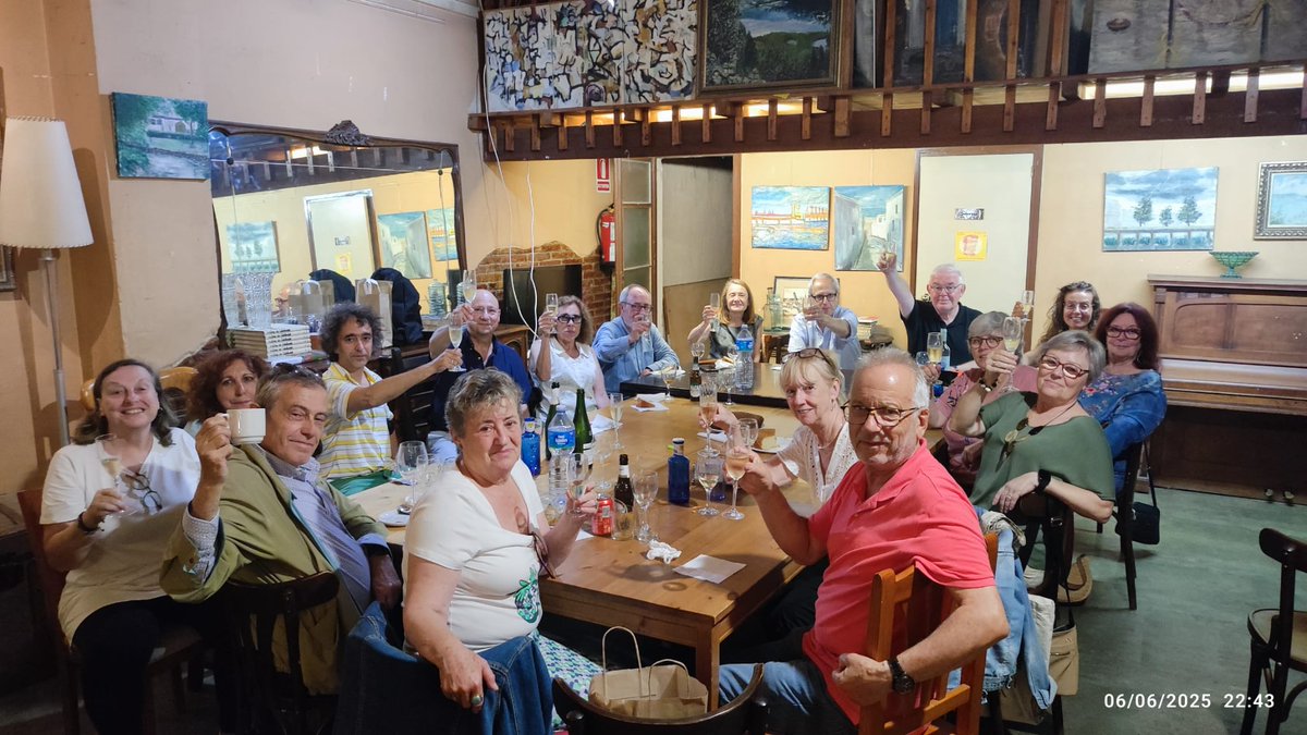Divendres al Cau de les Arts d'Esplugues.
Aliment, amb Martí Sales; aliment pel cos i per l'esperit. Pensar i menjar amb els amics, per celebrar el 10è aniversari del Cafè filosòfic.
