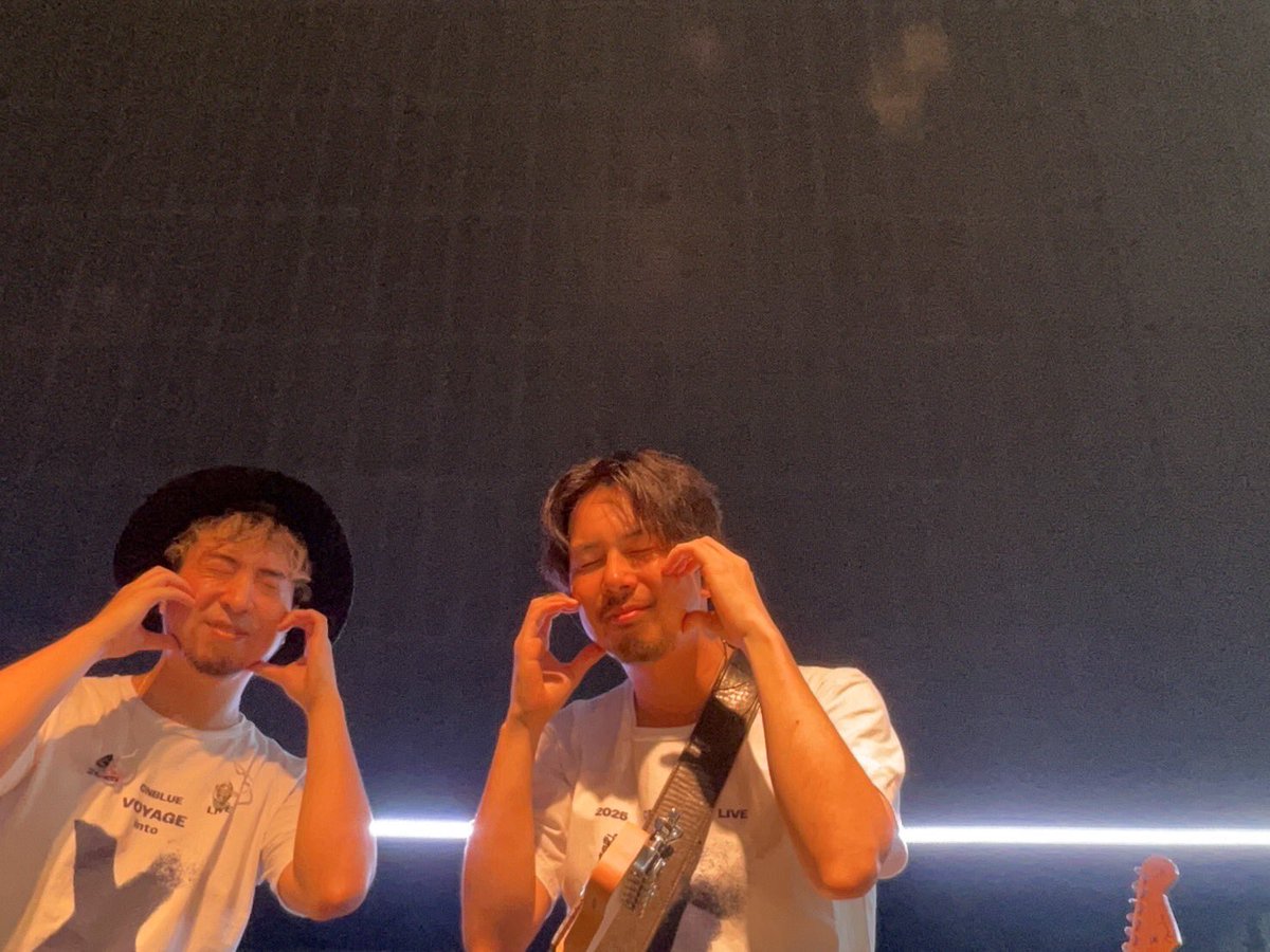 25/06/08
2025 CNBLUE LIVE - VOYAGE into X IN JAPAN
at Aichi Sky Expo DAY2

こちらでギターでしたっ！
ついにツアーファイナル、4月から毎公演 #BOICE の皆様と一緒に盛り上がりすぎて、最高すぎました！

#CNBLUE
#CNBLUE_VOYAGEintoX