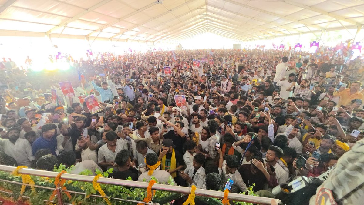 Inikhilprashant's tweet image. कर हर मैदान फतेह....
@iChiragPaswan
@LJP4India
#ChiragKaNavsankalp