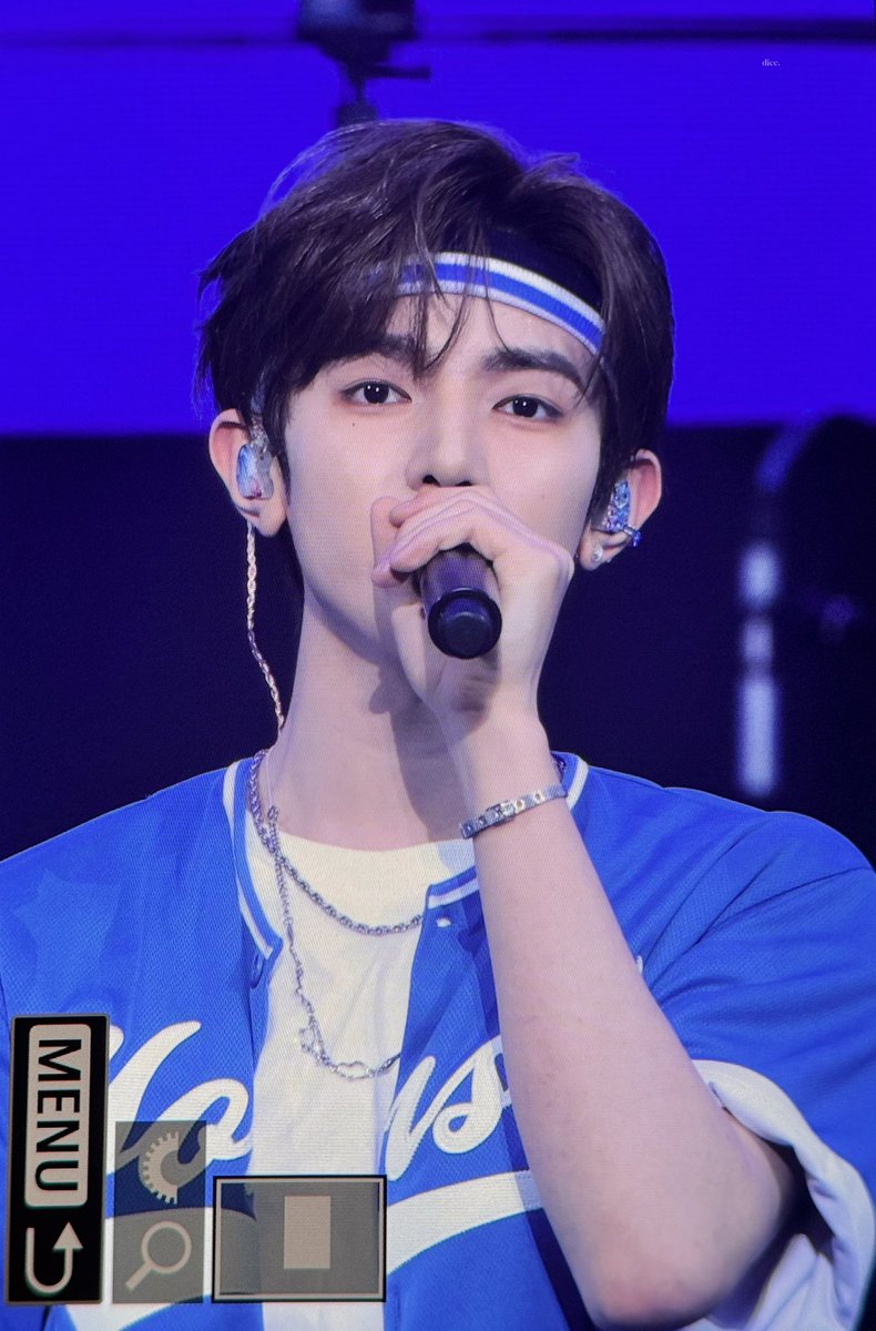 dice_zh's tweet photo. 250608 💙💙💙💙💙💙💙💙 #장하오 #ZHANGHAO #章昊 #ジャンハオ #ZEROBASEONE #ZB1 #제로베이스원 https://t.co/nxN5RQnPkK
