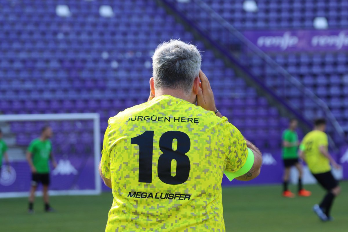 Estaba escrito que con <a href="/iamjherval/">jherval2.0</a> al frente, <a href="/CristoLoversATC/">CristoLoversATC</a> se alzaría con la copa de vencedores de la <a href="/AfterTuitCup/">AfterTuit Cup</a>… aunque aquí le pillase llevándose las manos a la cabeza cual Pacheta en esos banquillos 

Mentalidad de tiburón 🦈 ⚽️🏆