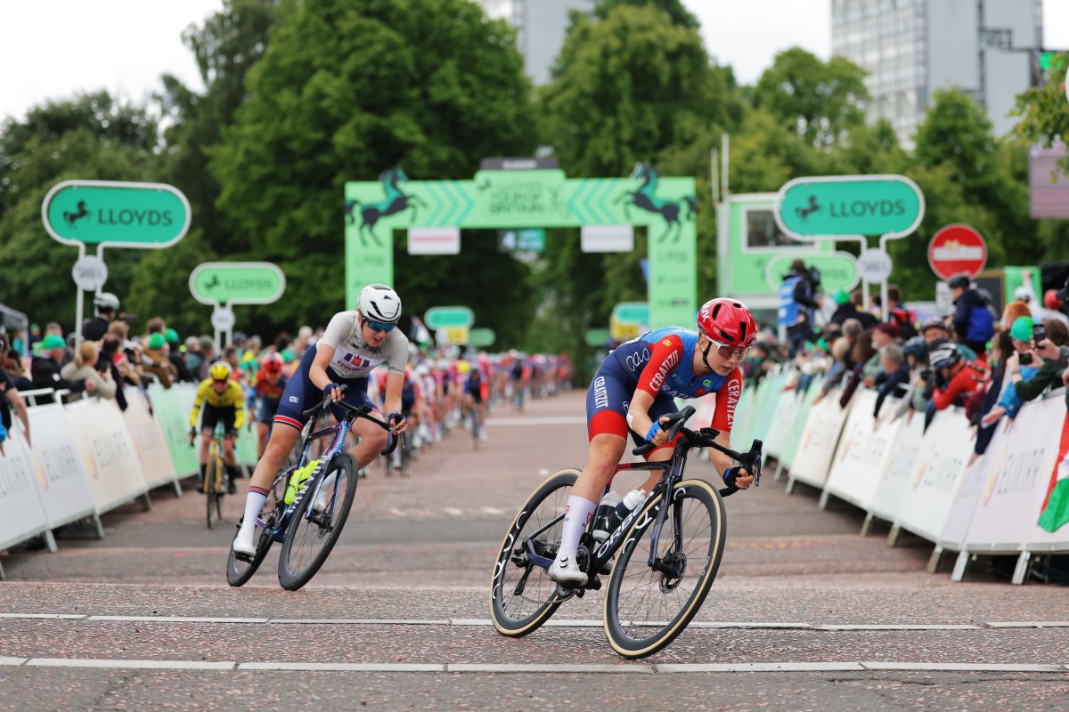 CERATIZIT Pro Cycling (@ceratizit_wnt) on Twitter photo Another WorldTour GC top ๐ for Sarah Van Dam this time at <a href="/TourofBritain/">Lloyds Tour of Britain</a> ๐ฅ๐ฌ๐ง
A super consistent week, topped off by some top teamwork to take enough bonus seconds to secure 5๏ธโฃ in Glasgow ๐คฉ
๐ธ Swpix
#ToBW Another WorldTour GC top ๐ for Sarah Van Dam this time at <a href="/TourofBritain/">Lloyds Tour of Britain</a> ๐ฅ๐ฌ๐ง
A super consistent week, topped off by some top teamwork to take enough bonus seconds to secure 5๏ธโฃ in Glasgow ๐คฉ
๐ธ Swpix
#ToBW