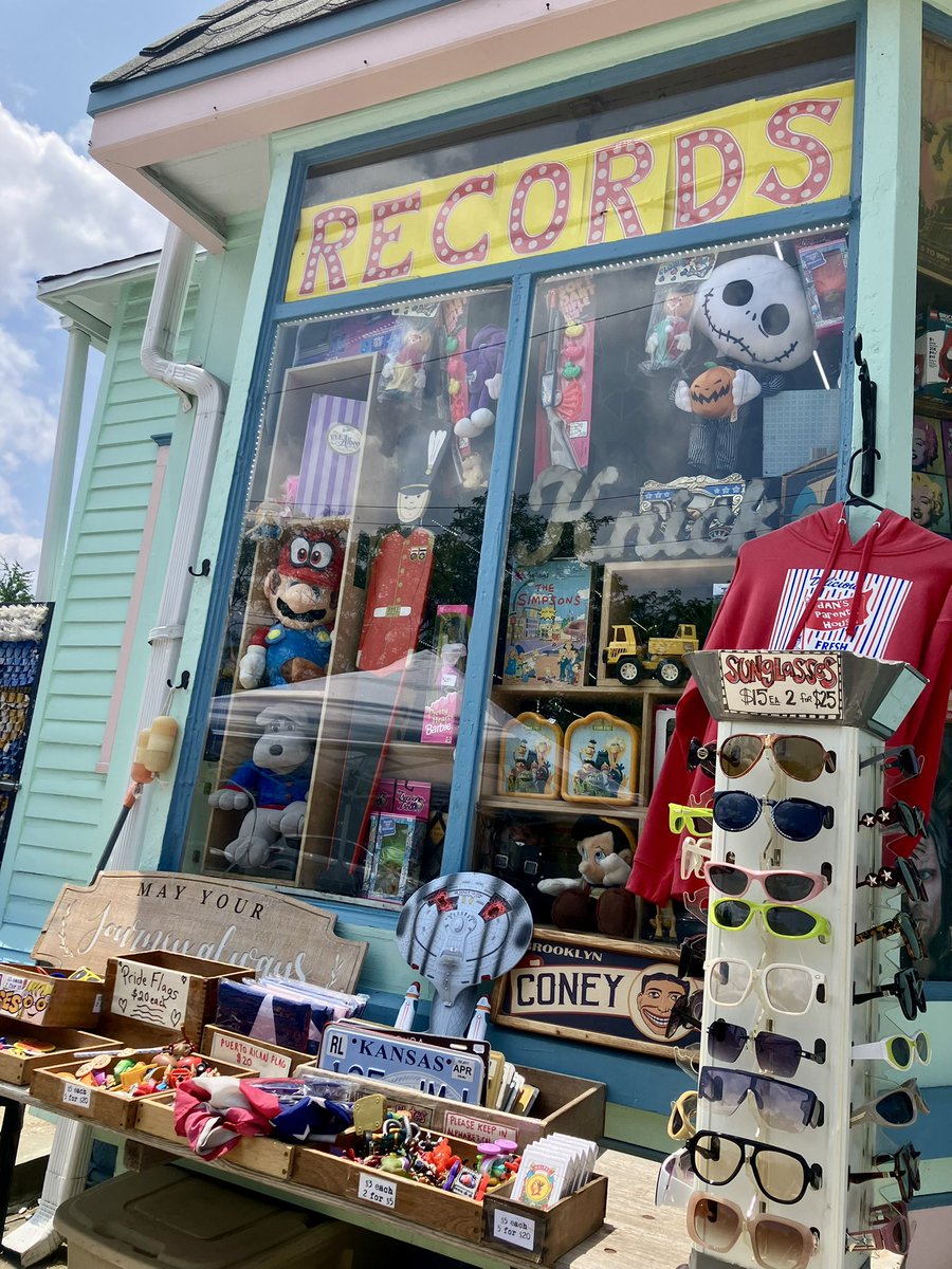 rjciccone's tweet photo. An afternoon at 239 Play on City Island, Bronx https://t.co/vMbIKIoEDc