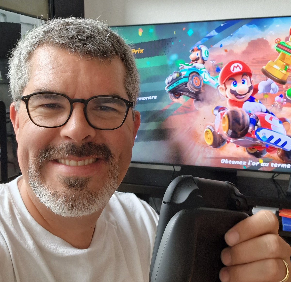 Info utile du jour en #psychiatrie: les bénéfices des jeux vidéo pour la #SantéMentale

Le JV n'est pas qu'un concentré de violence ni un repére de demeurés.
C'est aussi un outil précieux pour prendre soin de soi!

🔟 points essayés pour vous par un psy 🎮 en main⬇️
#JeuVideo