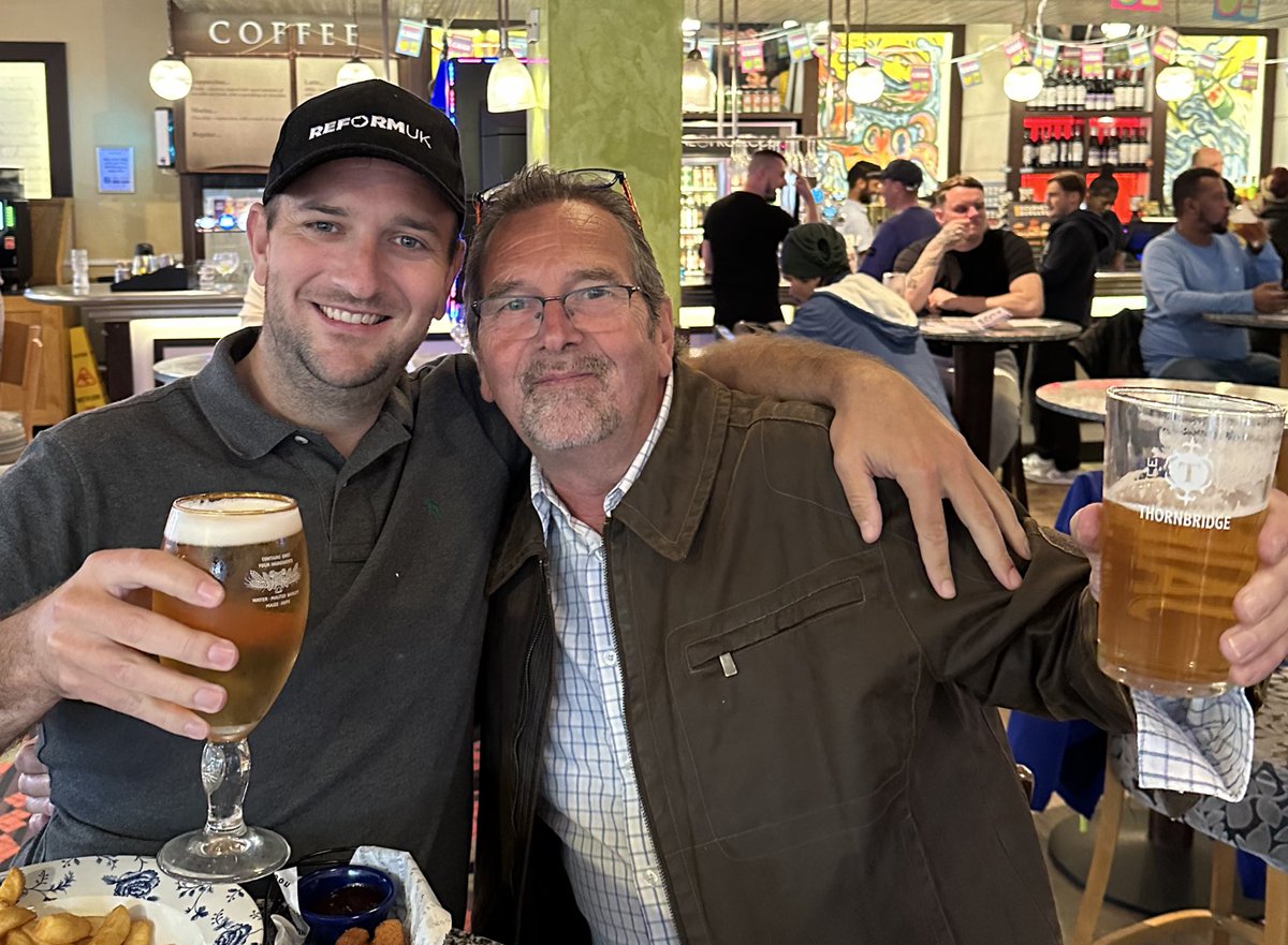 RealMGSimpson's tweet photo. A huge thank you to my mate Howard that came all the way from Rochester to help our Shooters Hill campaign 

He is a good man &amp; gave up his Saturday to help @reformparty_uk in Greenwich

We had a few well deserved pints after 

Vote Reform UK🇬🇧 🗳️ https://t.co/0gFCvaqgIZ