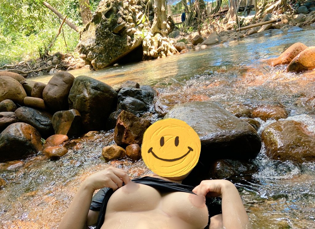 น้ำตกเย็นมาก 
#โชว์นม #outdoor #โชว์เสียว