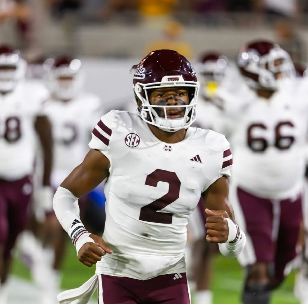 #AGTG Blessed to receive an offer from the Mississippi State University <a href="/HailStateFB/">Mississippi State Football</a>  <a href="/CoachCBell26/">Corey Bell</a> <a href="/CoachUno1/">Courtney Williams</a> <a href="/ScottChadwick1/">Scott Chadwick</a>  <a href="/Coach_Larkins/">Coach Stephen A. Larkins</a> <a href="/romeo_stancil/">Coach Stancil</a> <a href="/CoachBSmith1/">Byron Smith</a>