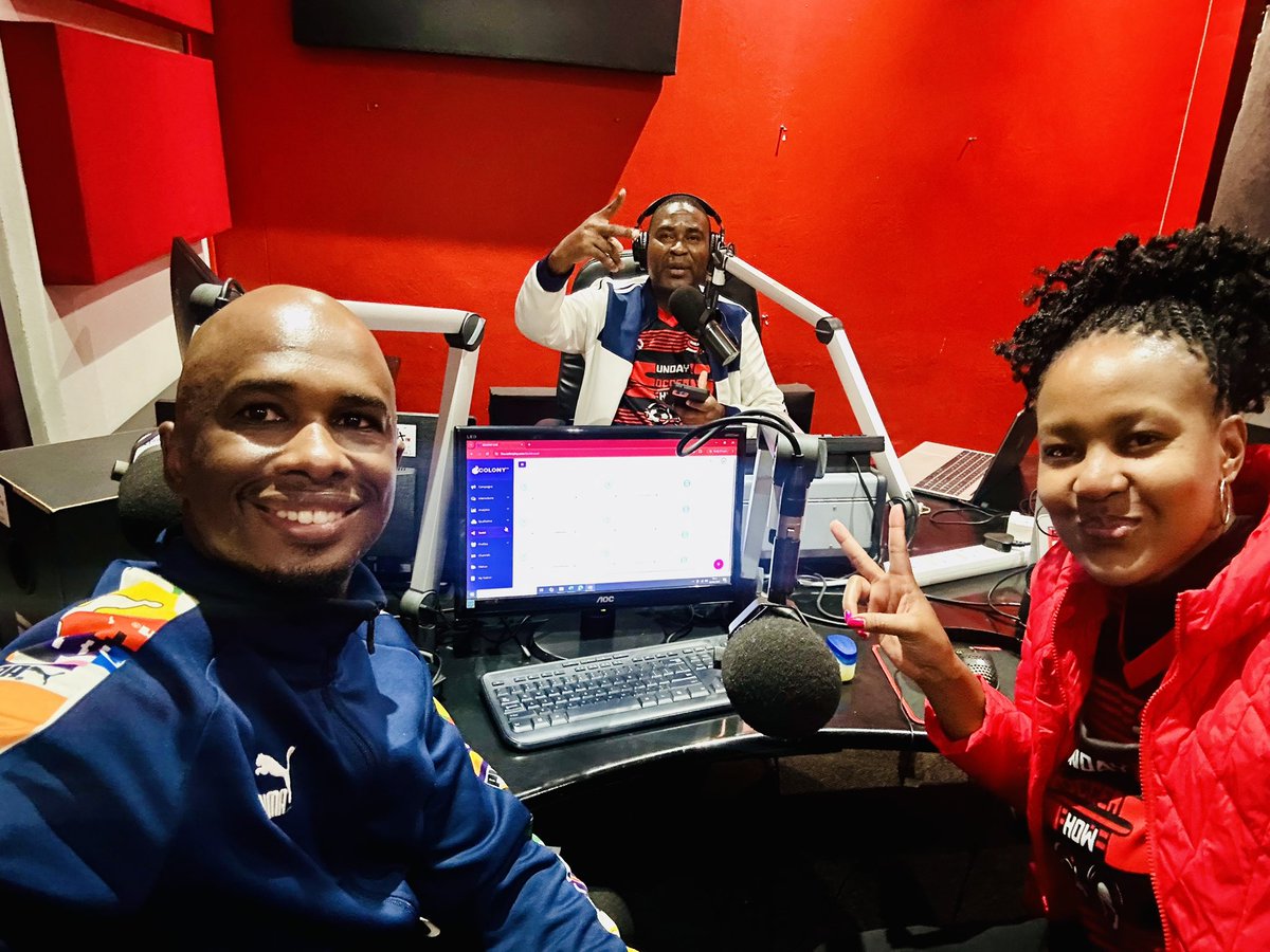 Oaitse Milongo (@celous_om) on Twitter photo Sunday Soccer Show 6-9pm via <a href="/yaronafm/">Yarona FM</a> 📻 🎙️ ⚽️ #LiveTheMusic with the main man himself <a href="/FoxPhatsimo/">Kagiso Fox Phatsimo</a> alongside <a href="/KellsSoFab/">Kells Pablo Walebowa</a> <a href="/MeltonMokete/">#Division1&2</a> <a href="/KingMolfO/">Molefhi K Obenne</a> and myself “ Love Sport more than you love your team “ ⚽️ Sunday Soccer Show 6-9pm via <a href="/yaronafm/">Yarona FM</a> 📻 🎙️ ⚽️ #LiveTheMusic with the main man himself <a href="/FoxPhatsimo/">Kagiso Fox Phatsimo</a> alongside <a href="/KellsSoFab/">Kells Pablo Walebowa</a> <a href="/MeltonMokete/">#Division1&2</a> <a href="/KingMolfO/">Molefhi K Obenne</a> and myself “ Love Sport more than you love your team “ ⚽️