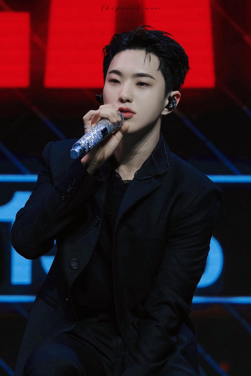 250608 GV

<a href="/pledis_17/">세븐틴(SEVENTEEN)</a>
#SEVENTEEN
#세븐틴
#호시 #HOSHI #ホシ #권순영