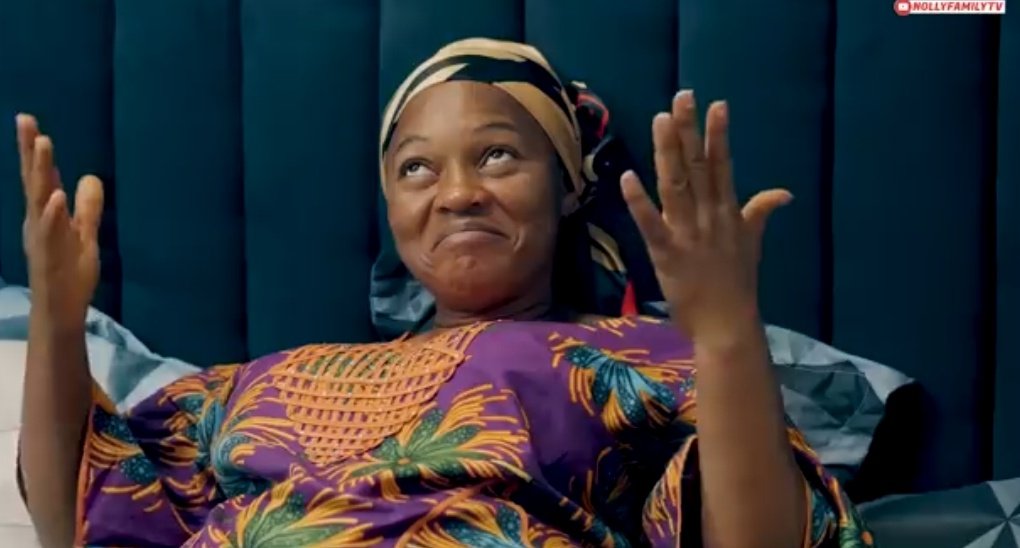 Sasa hivi mitaa imejaa kuanzia Form one Hadi six yaani ni wewe tu kujipigia pasi kama mdeme 😃😃🖐️