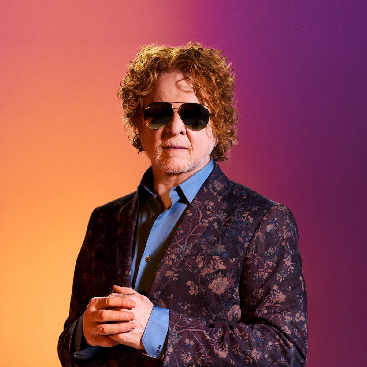 🎉 Happy 65th, Mick Hucknall!
Voice of Simply Red and creator of timeless hits like "Holding Back the Years" and "Stars".
A soul legend who turned pain into music.
#MickHucknall #SimplyRed #HappyBirthday #SoulLegend #ticosound