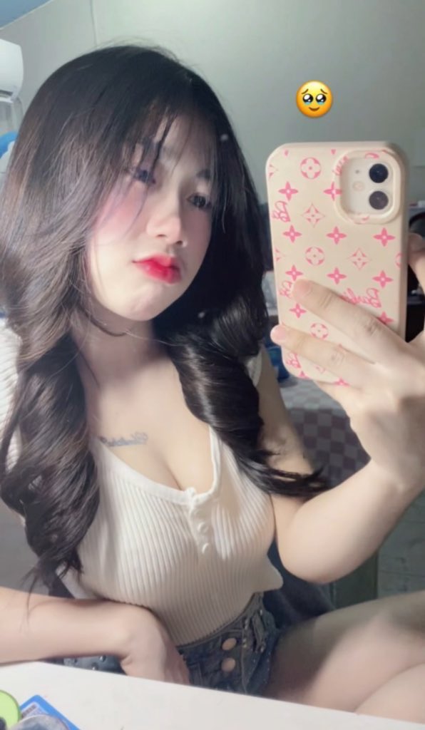 รับงานน่ะค่ะไม่ค่อยอยากจะดื่มพอเมาแล้ว เง่นนน
สนใจแอดไลน์ sa67z