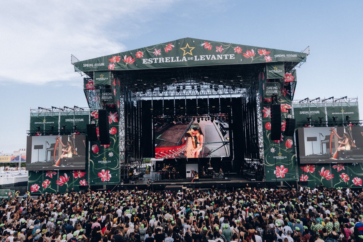 SpringAlc's tweet photo. 🌸✨El concierto de @amaiaromero en #SpringFestival2025 fue MÁGICO.

💖¿Estuvisteis allí? 

📷 Rafa Galán, Diego Jurado, Fer Morales https://t.co/y8S0W6wmhY