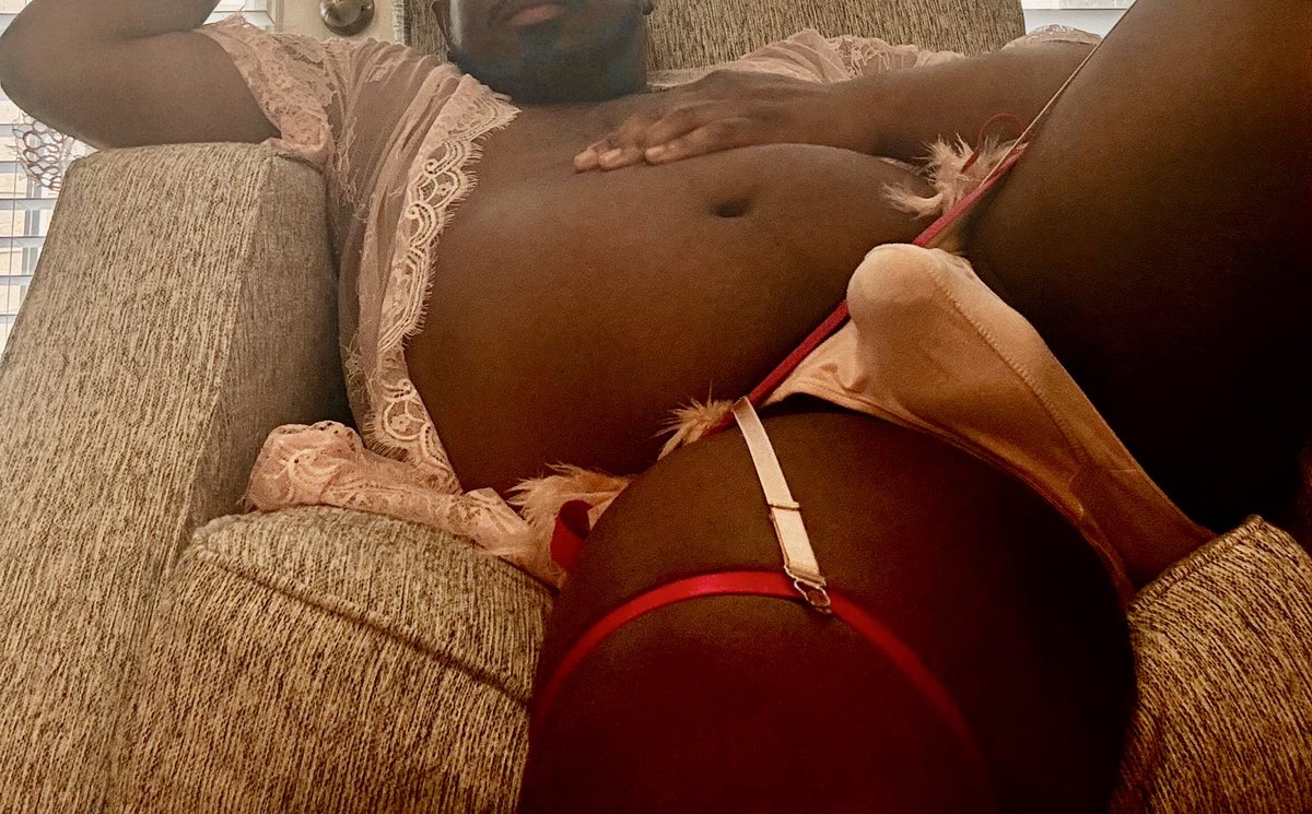 DaddyThickumsATL tweet media