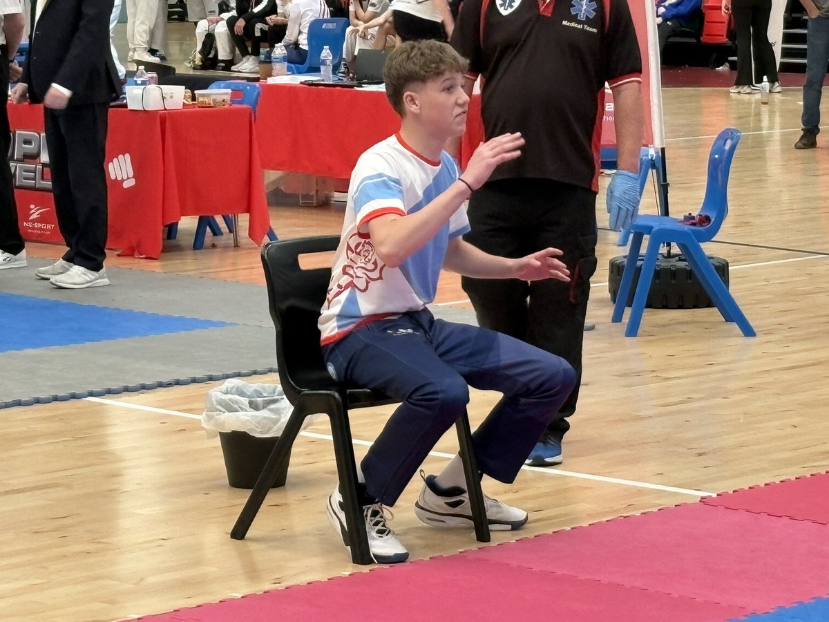 Silver for Ollie at The Welsh Open yesterday and a first time in the coaches chair too leading his charge to sparring gold! No sparring for Ollie though due to ongoing GCSEs!🏥🤕<a href="/PEchepstow1/">PE@chepstow</a> <a href="/chepstowschool/">Chepstow School</a>