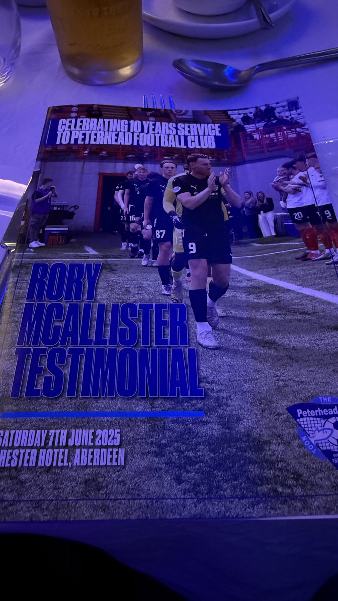 Brilliant night celebrating a superb career.  Current <a href="/DyceBC1980/">Dyce Boys Club</a> coach passing it on to the next generation. 🔵⚪️🔵