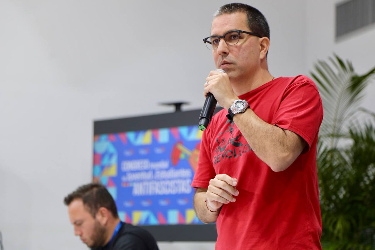 ¡Paz y democracia verdadera! Jorge Arreaza destaca masiva participación en asambleas comunitarias del PSUV 

#PostuloGenteQueResuelve✌️
#ONCALaVozDeEcos🇻🇪

 venezuela-news.com/paz-y-democrac…