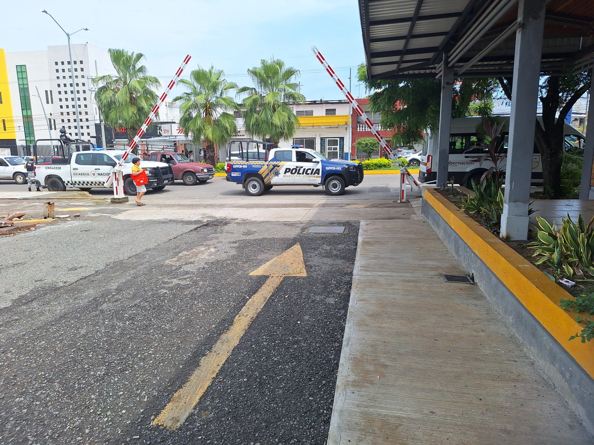 Mientras también en el sur de México el INM y la Guardia Nacional realizan redadas en distintos puntos de Tapachula y catean ilegalmente domicilios en donde rentan personas de nacionalidad cubana