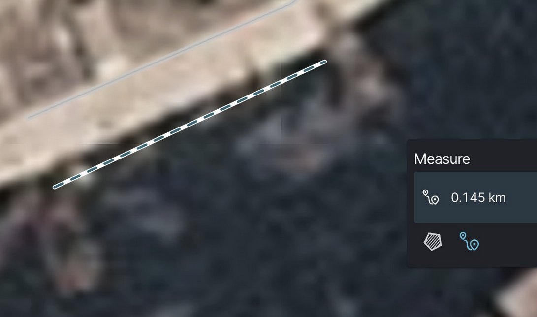 photoanalyst's tweet photo. @ArmsControlWonk @planet here your measurement is overlapping another vessel near the hypothetical bow and the stern is too close to that crane barge something inst adding up ! https://t.co/gKpU4s6Gza