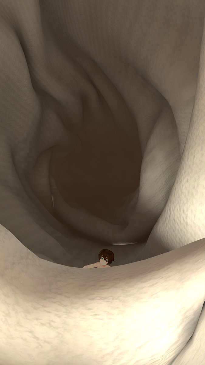 Shrunk down in the bottom of a sock. Have to hurry and climb out before it gets used...
#sizetwitter #sizevr #shrunkenwoman