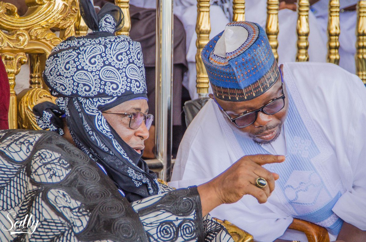 Ziliyaxx's tweet photo. Day 2: Sallah Parade

Sallah celebration series from Kogi State.
Comrade Abdullahi Adamu (@ComradeAAdamu) joins other dignitaries at the Muhammadu Buhari Sq. Lokoja 
.
.
.
.
.
.
Eid Mubarak #EidulAdha2025 #EidAlAdha2025 Nigeria https://t.co/yhjYUYpNXI