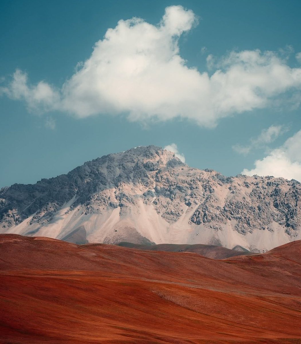 visualsofearth1's tweet photo. Kyrgyzstan https://t.co/EABs1wmTmj