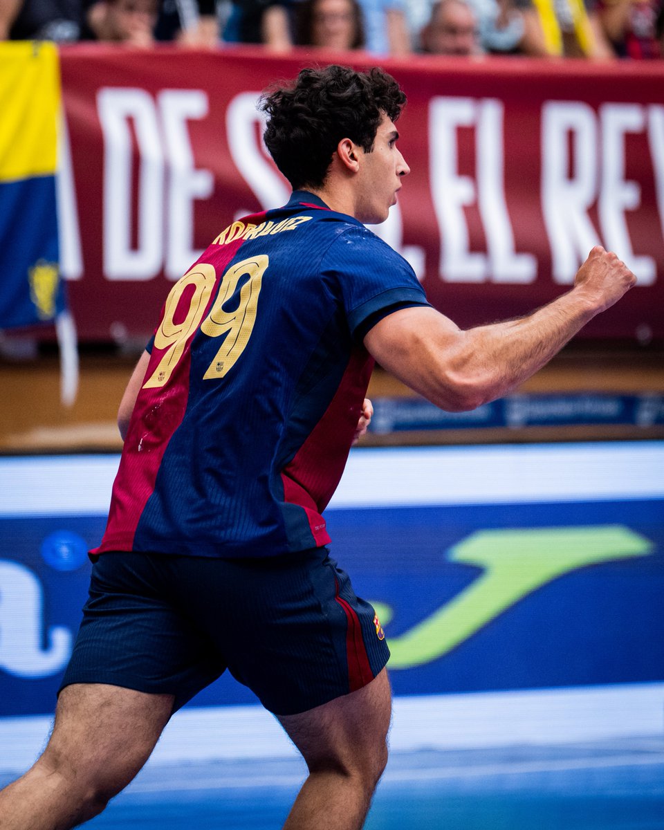 ⏱️ Min 45 | 🏆 Final Copa del Rei

▶️ Abanca Ademar 16-28 Barça

📺 Esport3 i Teledeporte