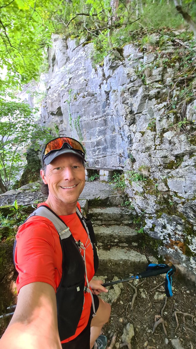 📌 Merligen 🏔
<a href="/Sportvicious/">Sportvicious</a> <a href="/EsportivaAksa/">Esportiva AKSA</a> #Montane #SinnerEyewear