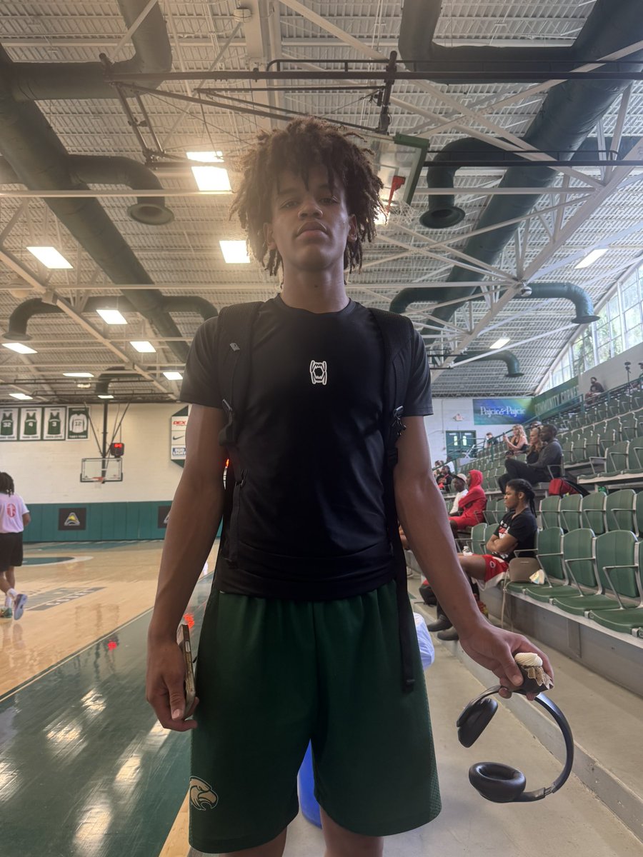 Day 3 Early Standouts 🔥
Plenty of guys making noise early on at JU 👀📈

Michael Underwood
Aaron Britt Jr.
King Sanders
Herly Brutus
📸: Jomar Bennard
Javion Davis
Jared Thompson
Langston Hackworth
📸: Bryce Robinson
📸: Carson Crawford
